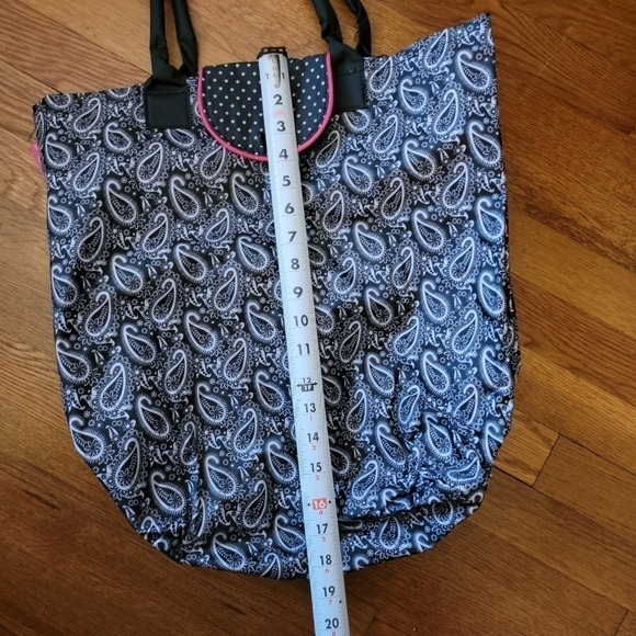 The Pampered Chef Large Tote Foldable Black Pink - Picture 9 of 14